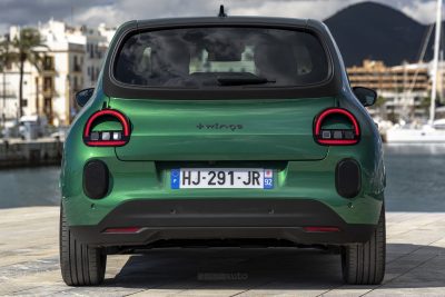 Renault Twingo E-Tech electric Vert Absolu posteriore