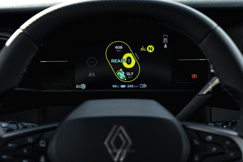Renault Twingo E-Tech electric display digitale da 7"