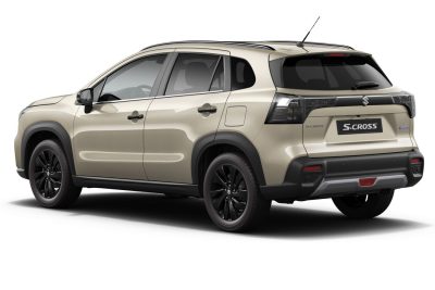 Suzuki S-Cross Hybrid Kuro posteriore 3/4