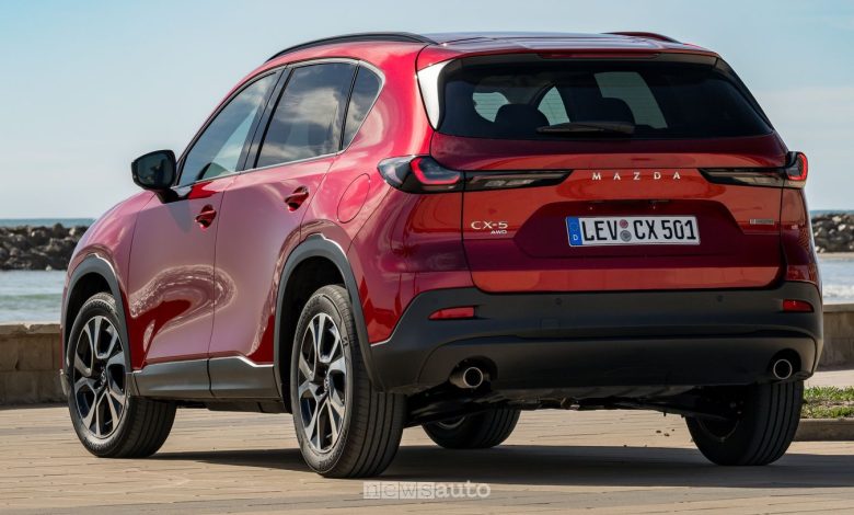 Mazda CX-5 Exclusive Line Soul Red Crystal posteriore 3/4