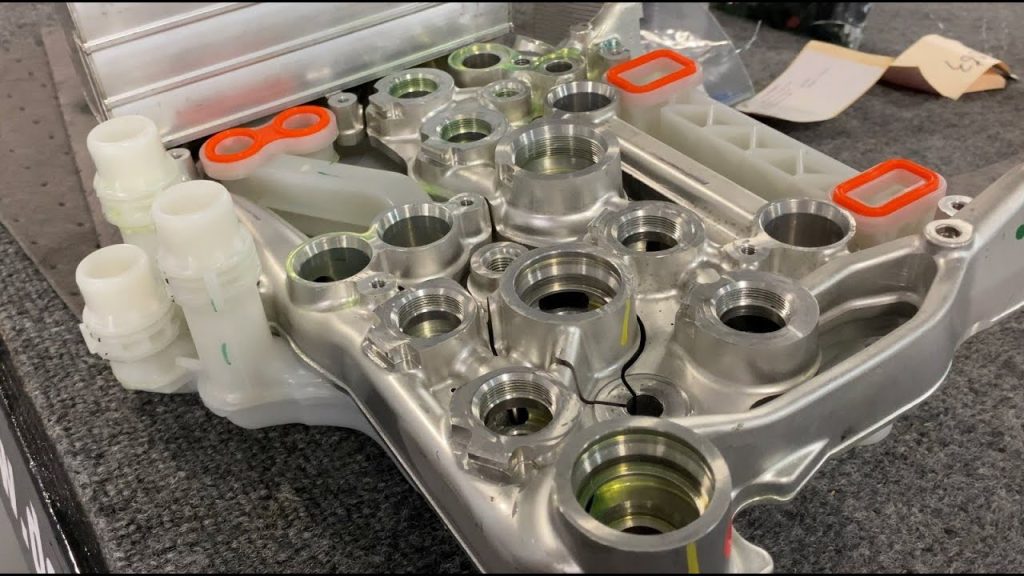 Octovalve, il sistema di controllo dei flussi sulla pompa di calore della Tesla
