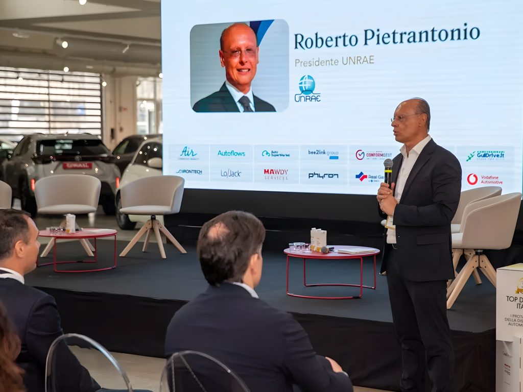 L'ing. Roberto Pietrantonio Presidente Unrae e AD di Mazda Motor Italia. 