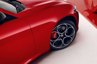 Alfa Romeo Giulia Pack Performance cerchi da 20"