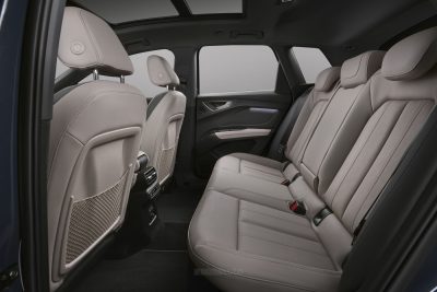 Audi Q4 SUV e-tron sedili posteriori