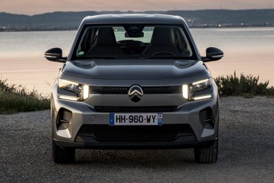 Citroën ë‑C3 Urban Range frontale firma luminosa
