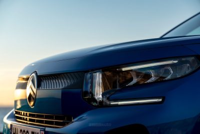 Citroën ë‑C3 Urban Range faro anteriore