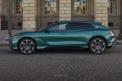 Denza Z9GT laterale