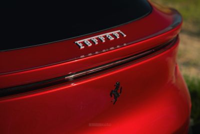 Ferrari Purosangue Handling Speciale portellone posteriore