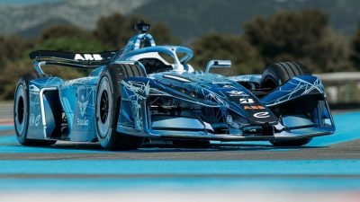 Formula E Gen4 anteriore 3/4