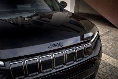 Jeep Avenger Black Edition griglia anteriore