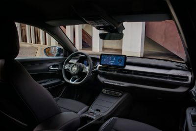 Jeep Avenger Black Edition plancia abitacolo