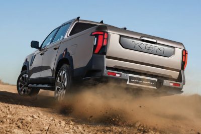 KGM Rexton Sports XL in azione sullo sterrato