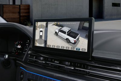 KGM Rexton Sports XL display infotainment da 12,3"