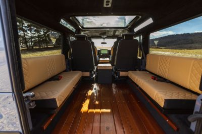 Land Rover Defender Byzek D110 abitacolo