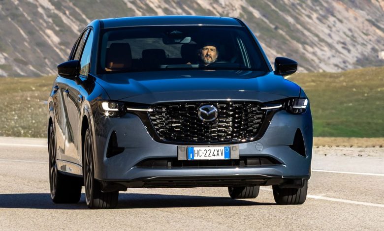 Mazda CX-60 PHEV su strada