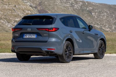 Mazda CX-60 PHEV posteriore 3/4