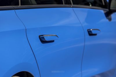 Mercedes CLA Hybrid maniglie a scomparsa