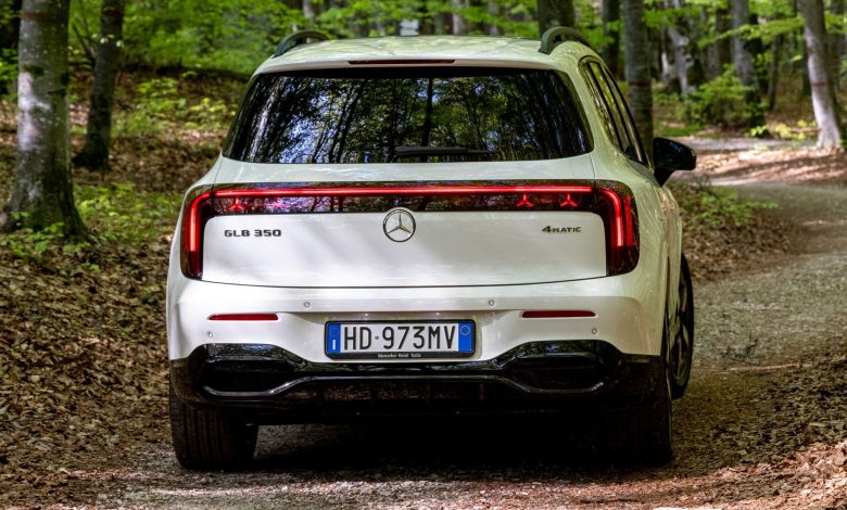 Mercedes GLB 350 4Matic sullo sterrato