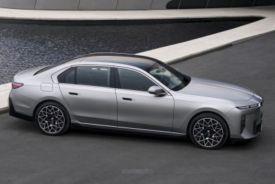 BMW Serie 7 i7 60 xDrive anteriore 3/4