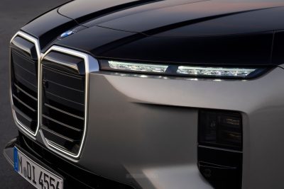 BMW Serie 7 740 xDrive firma luminosa anteriore