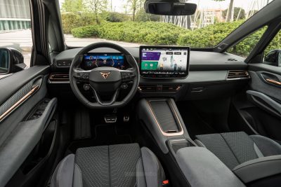 Cupra Born VZ plancia abitacolo