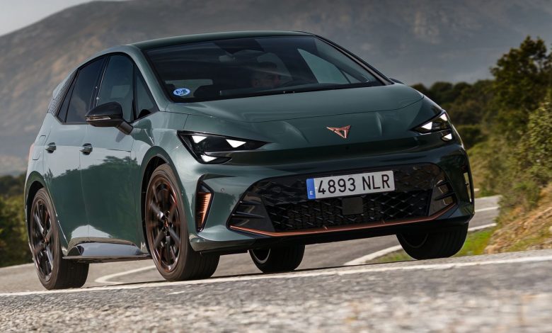 Cupra Born VZ su strada