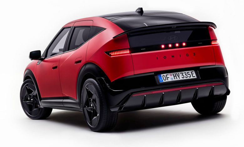 Nuova Hyundai Ioniq 3 posteriore 3/4