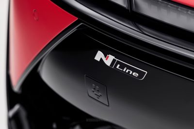 Nuova Hyundai Ioniq 3 logo N Line nel frontale