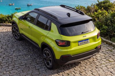 Nuova Jeep Avenger posteriore 3/4