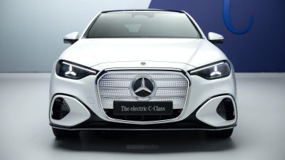 Nuova Mercedes Classe C frontale