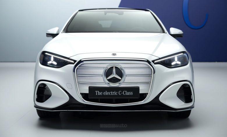 Nuova Mercedes Classe C frontale