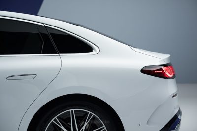 Nuova Mercedes Classe C montante, spiovente posteriore