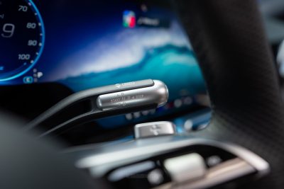 Nuova Mercedes Classe C leva del cambio al volante