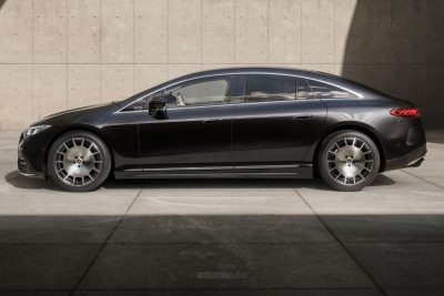 Nuova Mercedes EQS laterale