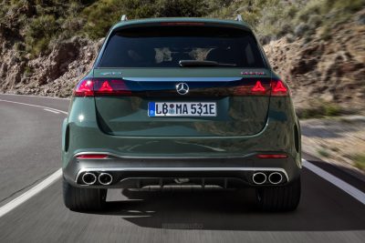 Nuova Mercedes-AMG GLE 53 Hybrid 4Matic+ su strada