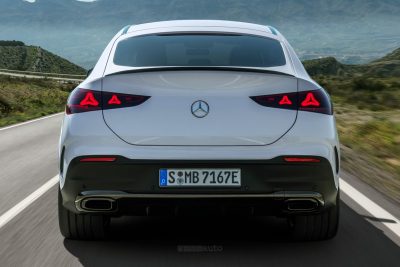 Nuova Mercedes-Benz GLE Coupé 2026 su strada