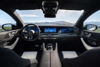 Nuova Mercedes-Benz GLE Coupé 2026 plancia abitacolo