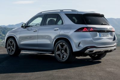 Nuova Mercedes-Benz GLE 2026 posteriore 3/4