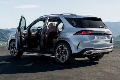 Nuova Mercedes-Benz GLE 2026 posteriore 3/4