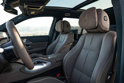 Mercedes-Benz GLS sedili anteriori