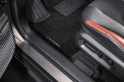 Nuova Suzuki e Vitara soglia battitacco