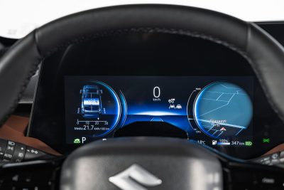 Nuova Suzuki e Vitara display quadro strumenti da 10,25"