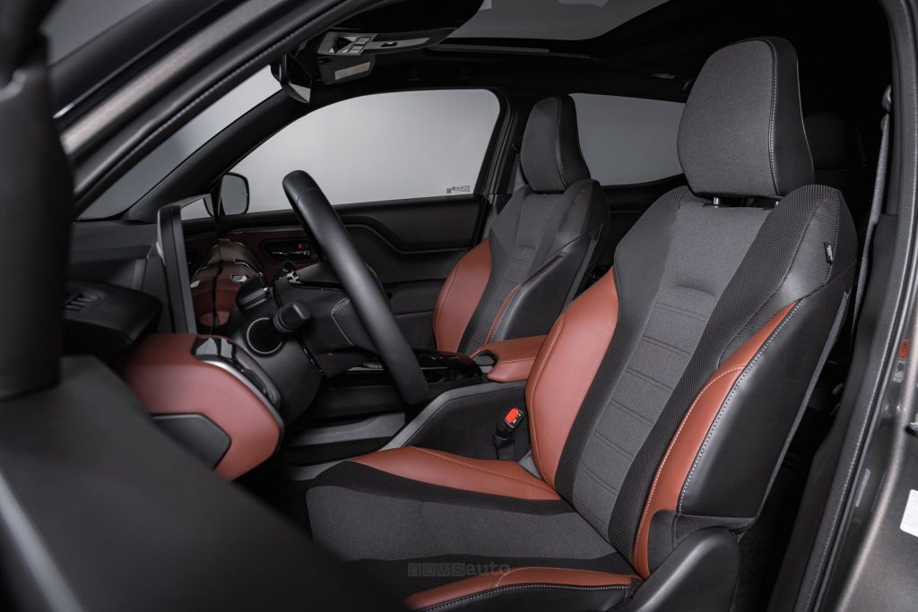 Nuova Suzuki e Vitara sedili anteriori