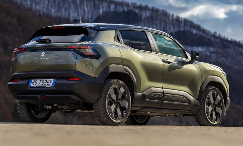 Nuova Suzuki e Vitara posteriore 3/4