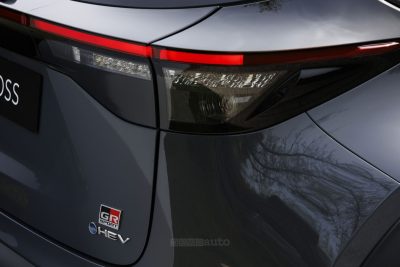 Nuova Toyota Yaris Cross GR Sport faro posteriore