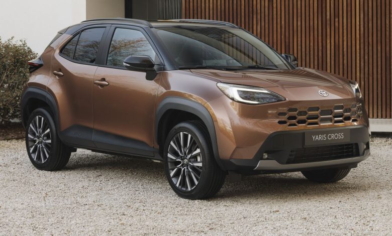 Nuova Toyota Yaris Cross anteriore 3/4