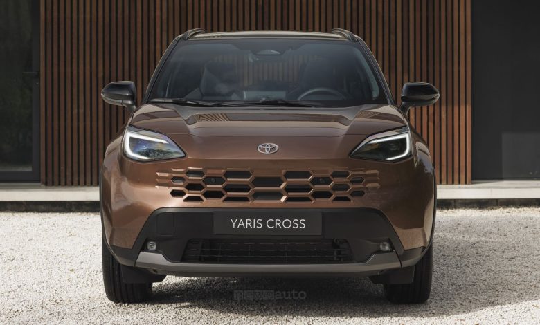 Nuova Toyota Yaris Cross frontale