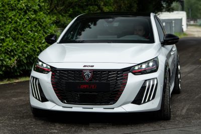 Peugeot 2028 GTi frontale