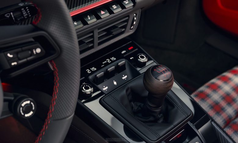 Nuova Porsche 911 GT3 S/C leva cambio manuale