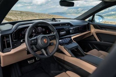 Porsche Cayenne S Coupé Electric plancia abitacolo